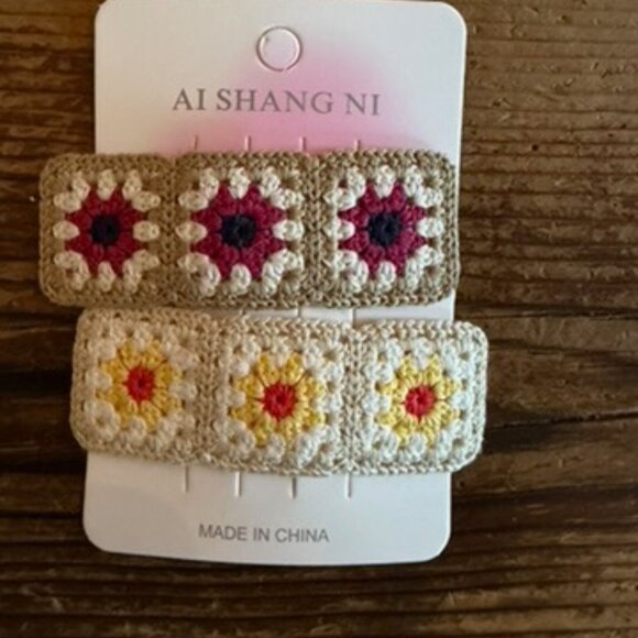 *NEW BOUTIQUE GRANNY SQUARE HAIR CLIPS* - Picture 5 of 7